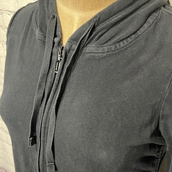 Motherhood Ruched Black zip up sweatshirt - Picture 5 of 5